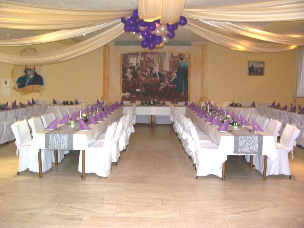 Hotel Reuterhof Reuterstadt Stavenhagen Extérieur photo