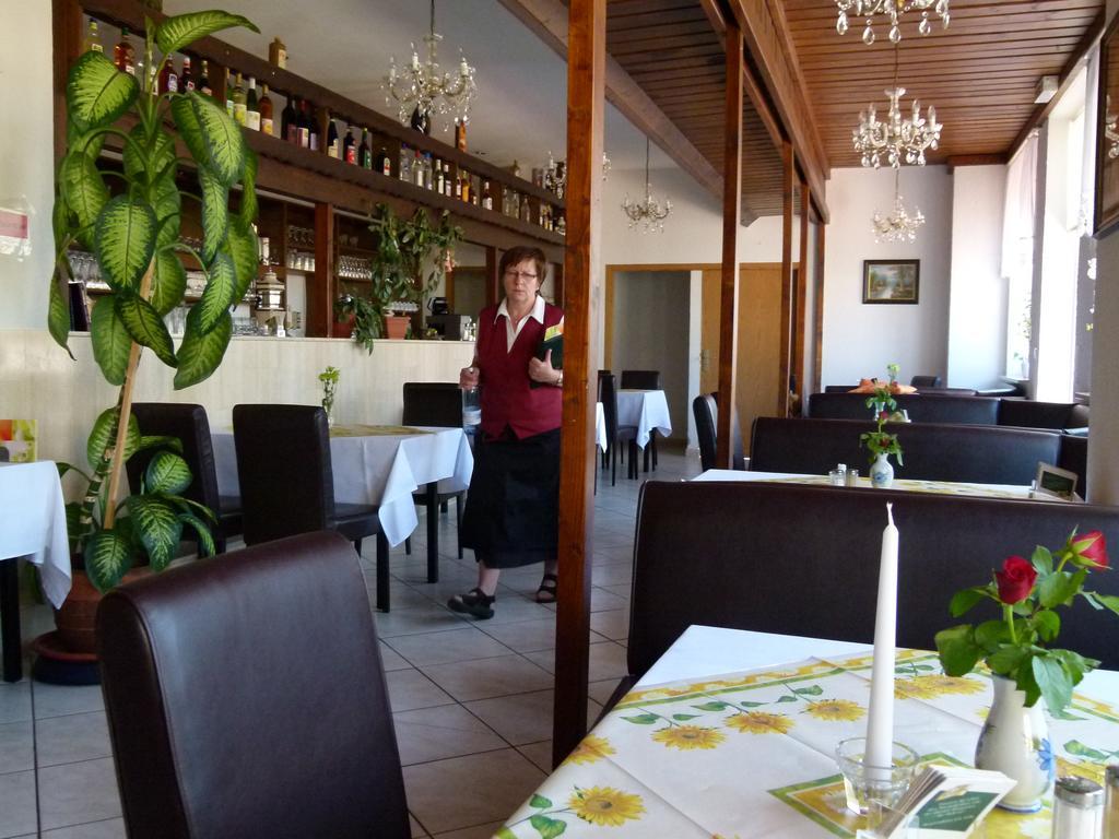 Hotel Reuterhof Reuterstadt Stavenhagen Extérieur photo