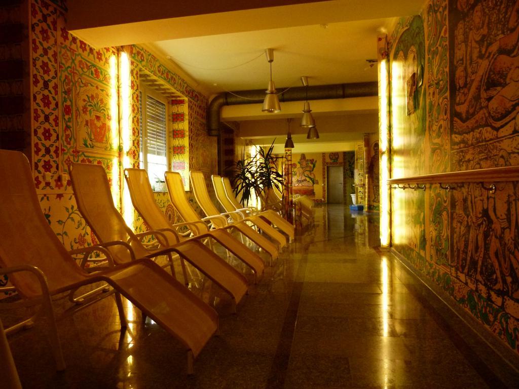 Hotel Reuterhof Reuterstadt Stavenhagen Extérieur photo