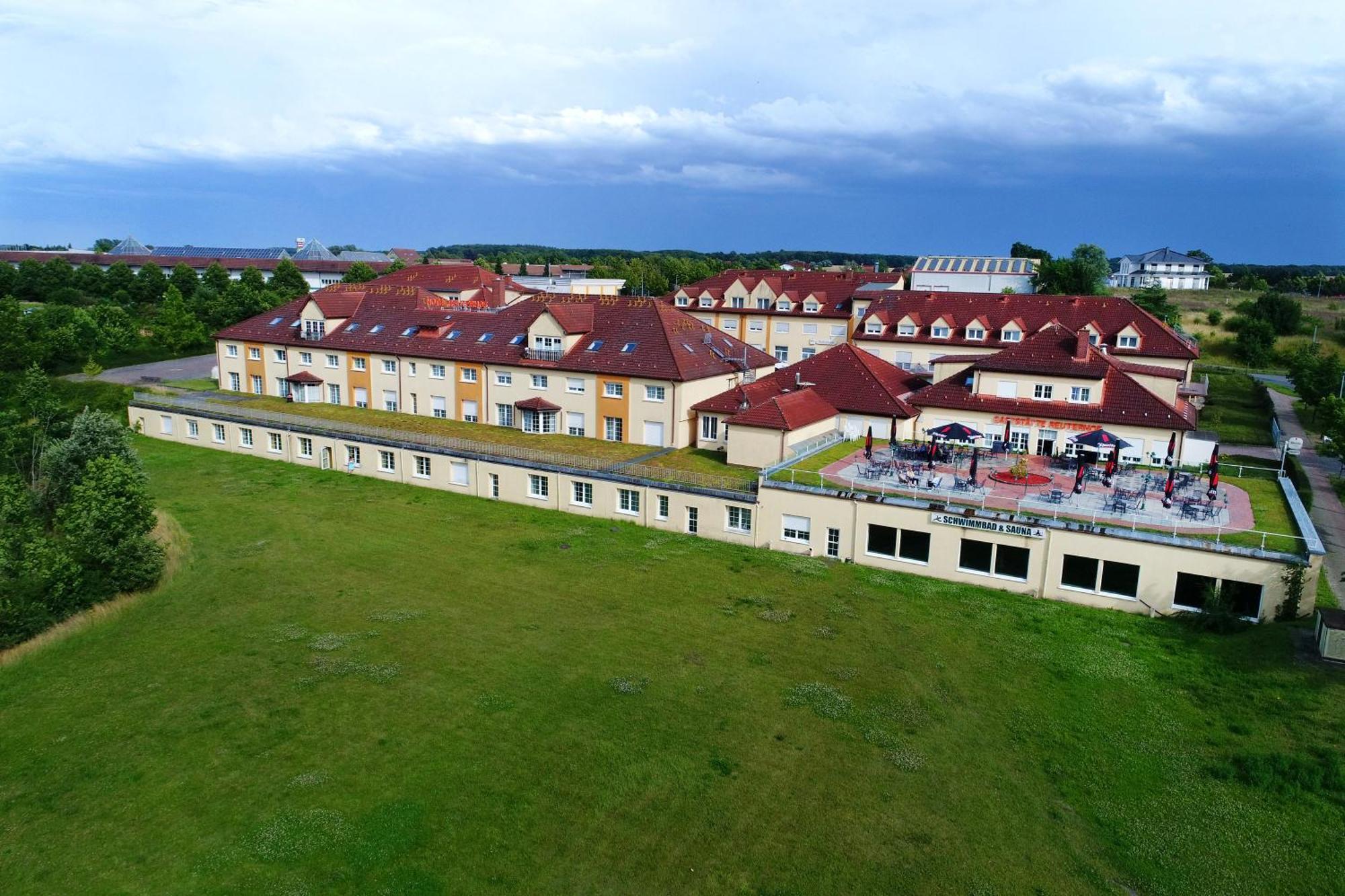 Hotel Reuterhof Reuterstadt Stavenhagen Extérieur photo